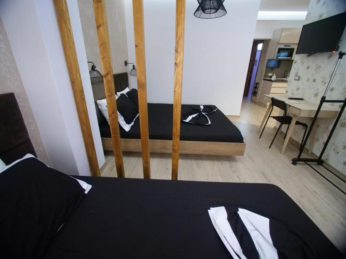 Hidden Gem In The Center Of Tirana Apartment Екстериор снимка