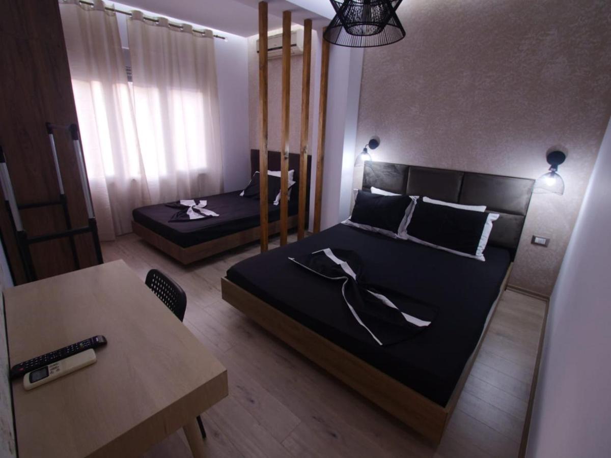 Hidden Gem In The Center Of Tirana Apartment Екстериор снимка